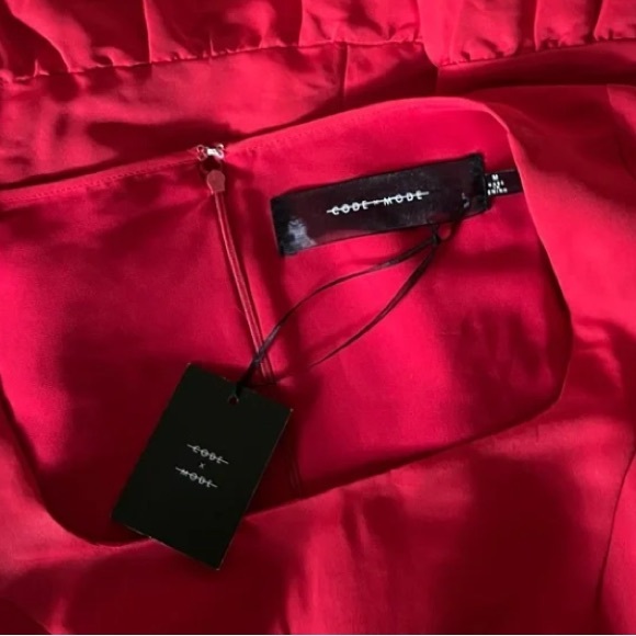 NWT CODE x MODE Red Dress Belted with Puff Sleeves - Picture 6 of 9